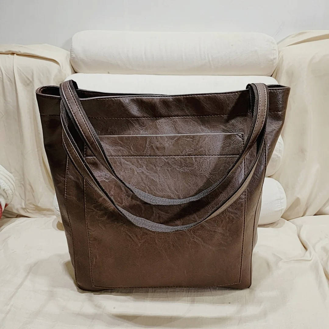 Saga | Stylish Leather Bag