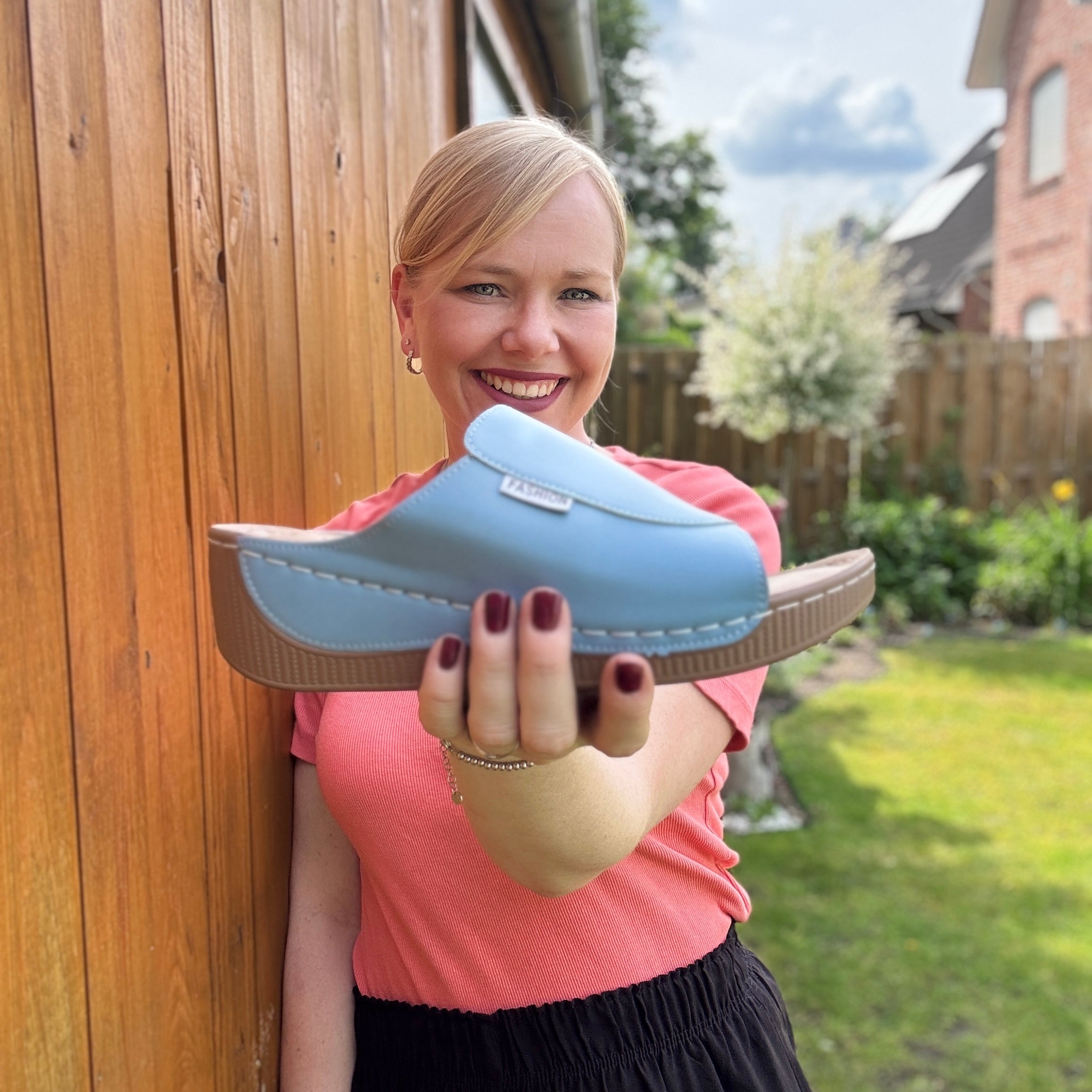 SoleLiva™ | Ergonomic and Non-slip Sandals for Pain Relief